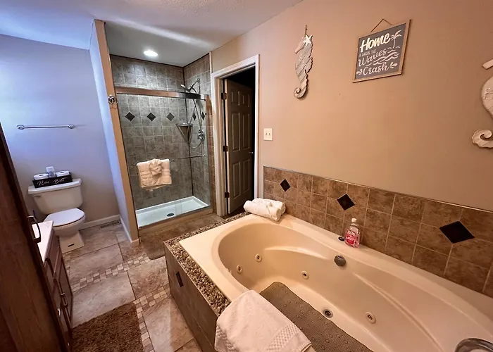 Holiday home A Huge Sprawling House On A Large Lot -15 Minutes To St Louis *